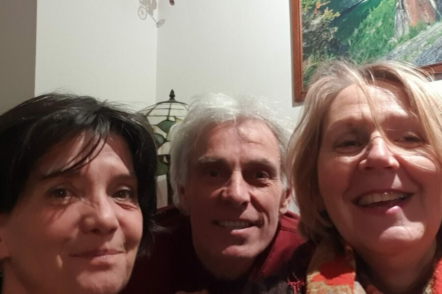 La troupe de théâtre LES MOTS QUI PORTENT présente DEUX FEMMES une pièce de Claude Broussouloux.