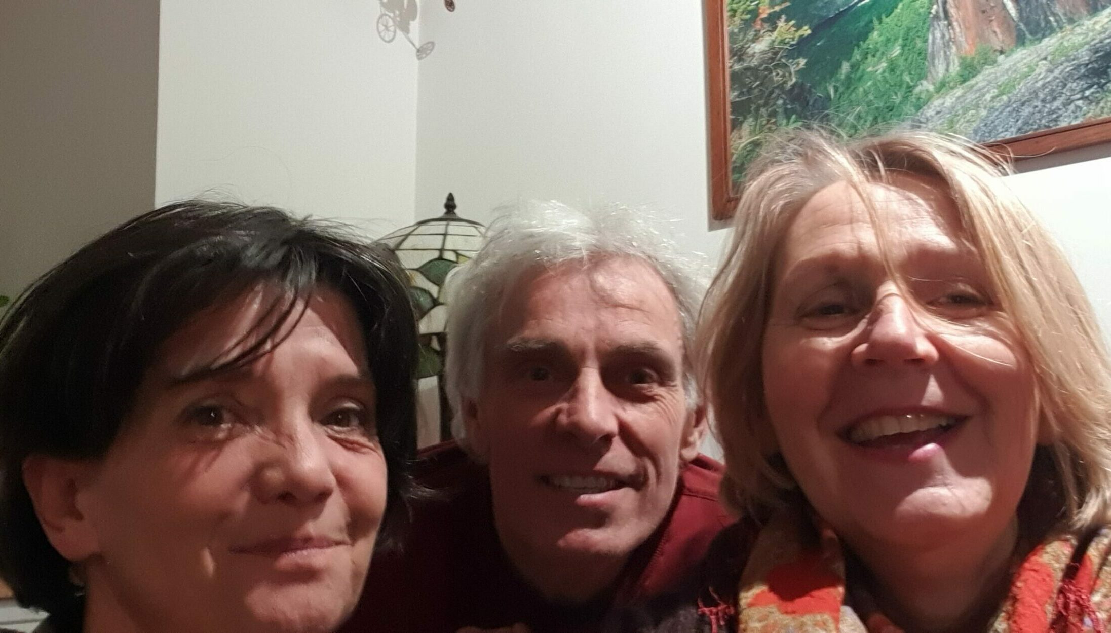 La troupe de théâtre LES MOTS QUI PORTENT présente DEUX FEMMES une pièce de Claude Broussouloux.