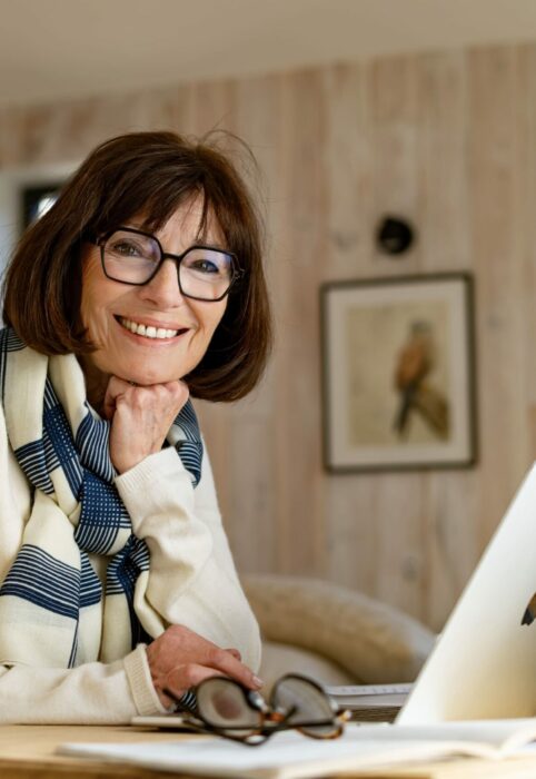 Entre Cévennes et Var, Cyrielle GAU auteure de Qui ne consent doit mourrir aux éditions Les Mots qui portent