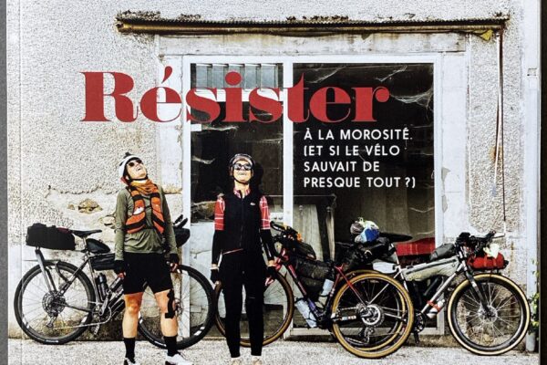 Malgré les amarres de Nicolas Piroux, un roman graphique aux éditions Les Mots qui portent